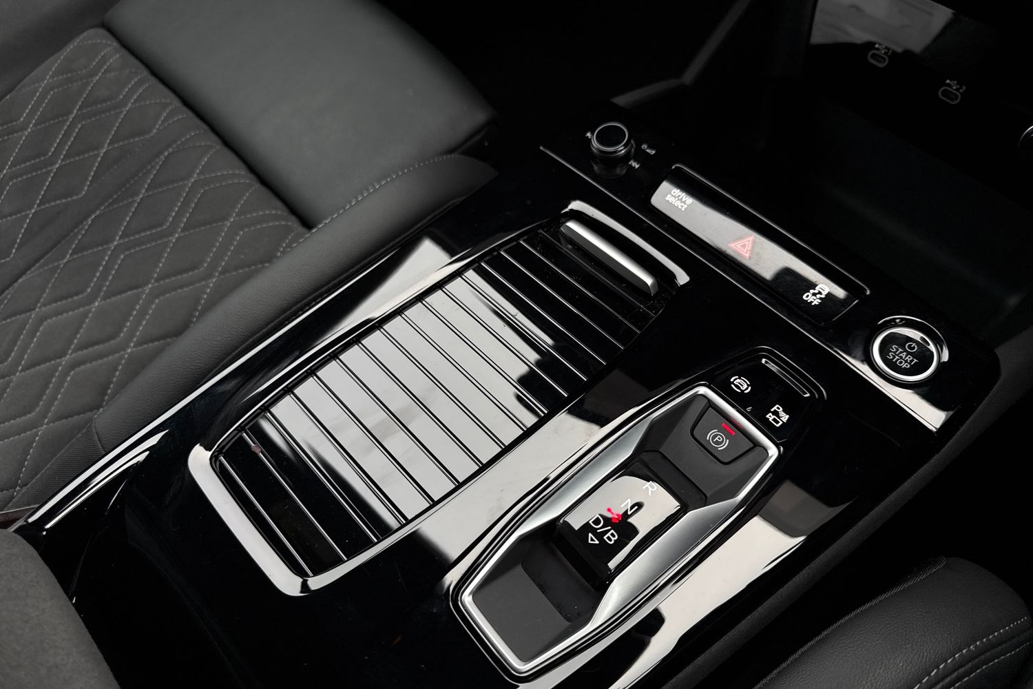 Used Audi Q6 e-tron 2025 for sale - 77368598: Photo 23