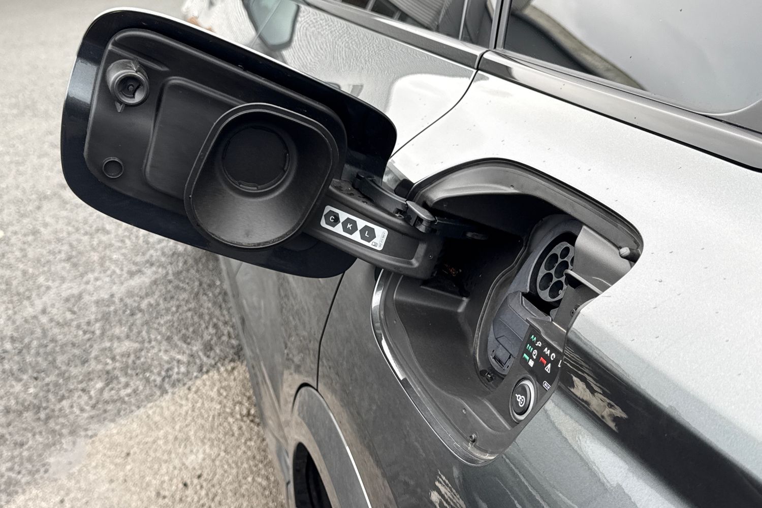 Used Audi Q6 e-tron 2025 for sale - 77368598: Photo 33