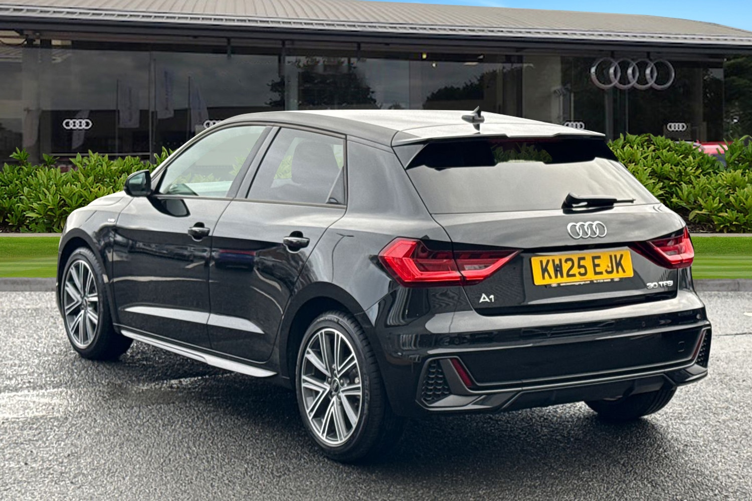 Used Audi A1 2025 for sale - 76569628: Photo 2