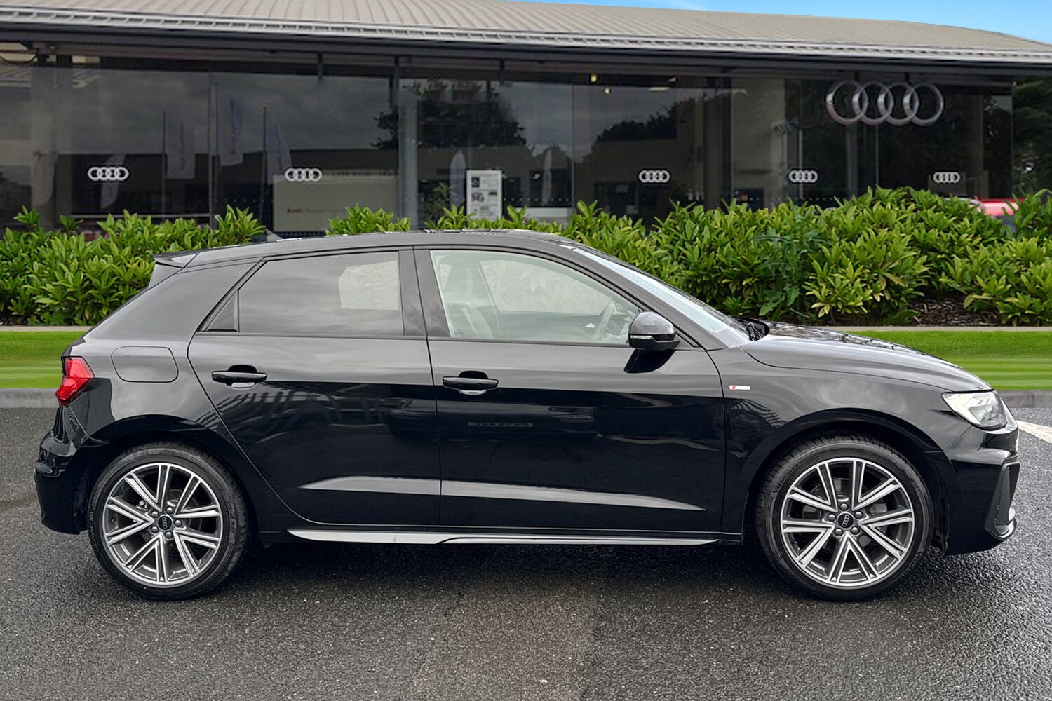 Used Audi A1 2025 for sale - 76569628: Photo 3