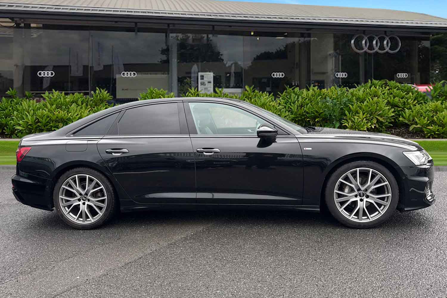 Used Audi A6 Saloon 2023 for sale - 76205350: Photo 3