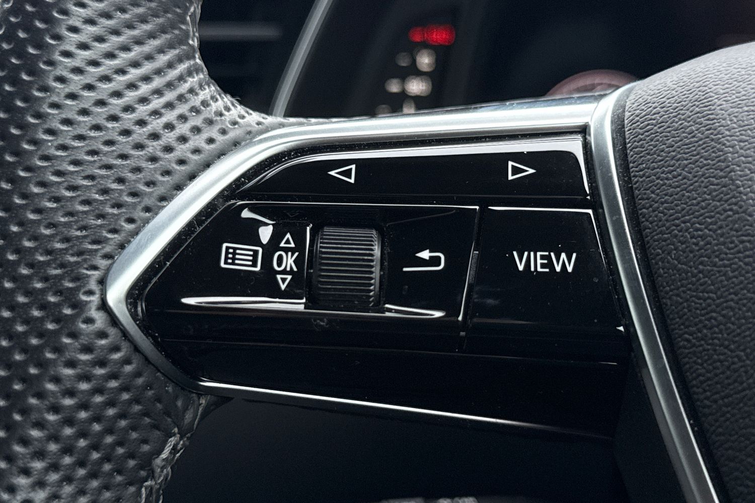 Used Audi A6 Saloon 2023 for sale - 76205350: Photo 38