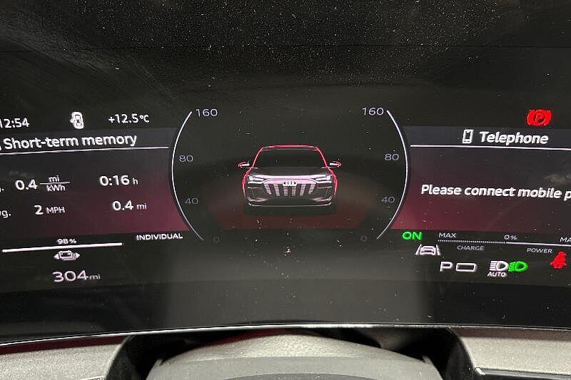 Used Audi Q6 e-tron 2025 for sale - 76617146: Photo 11