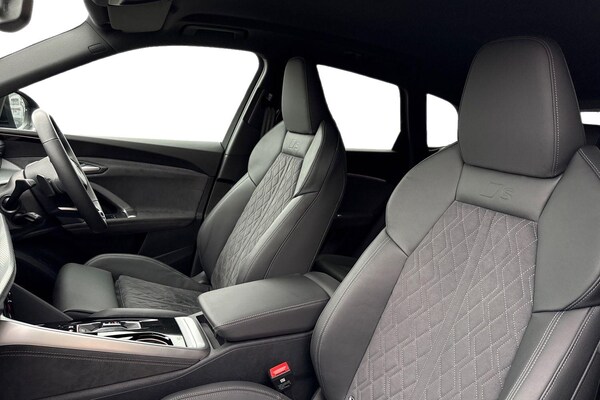 Used Audi Q5 2025 for sale - 75968521: Photo 15