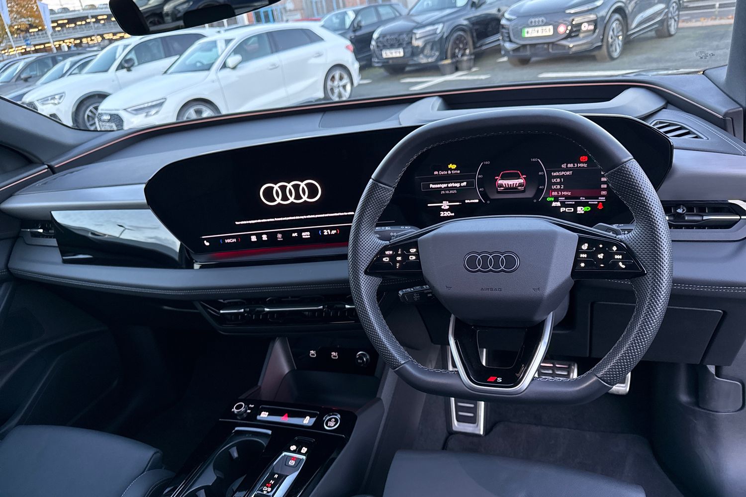 Used Audi Q6 e-tron 2024 for sale - 76385449: Photo 18