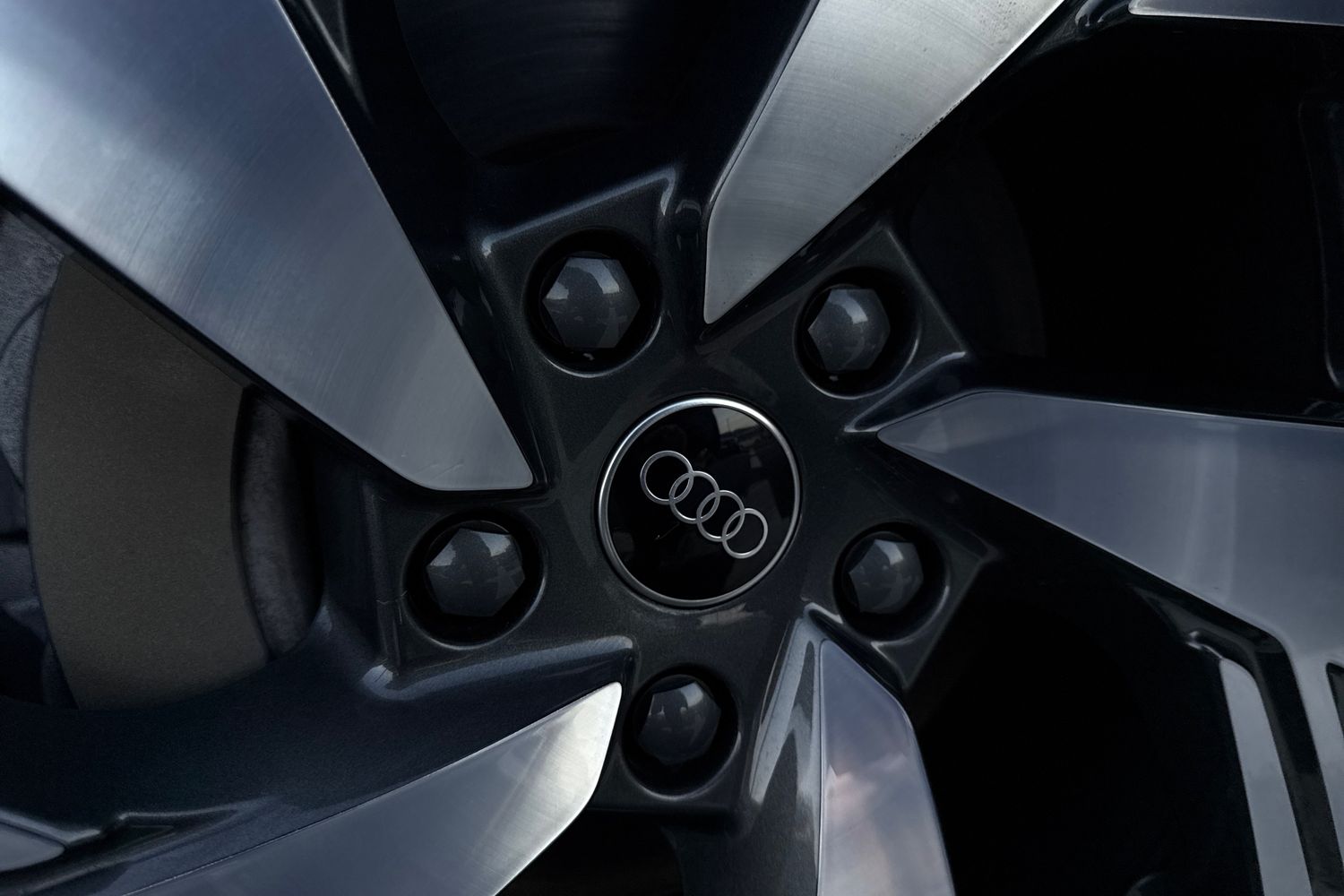 Used Audi Q6 e-tron 2024 for sale - 76385449: Photo 26