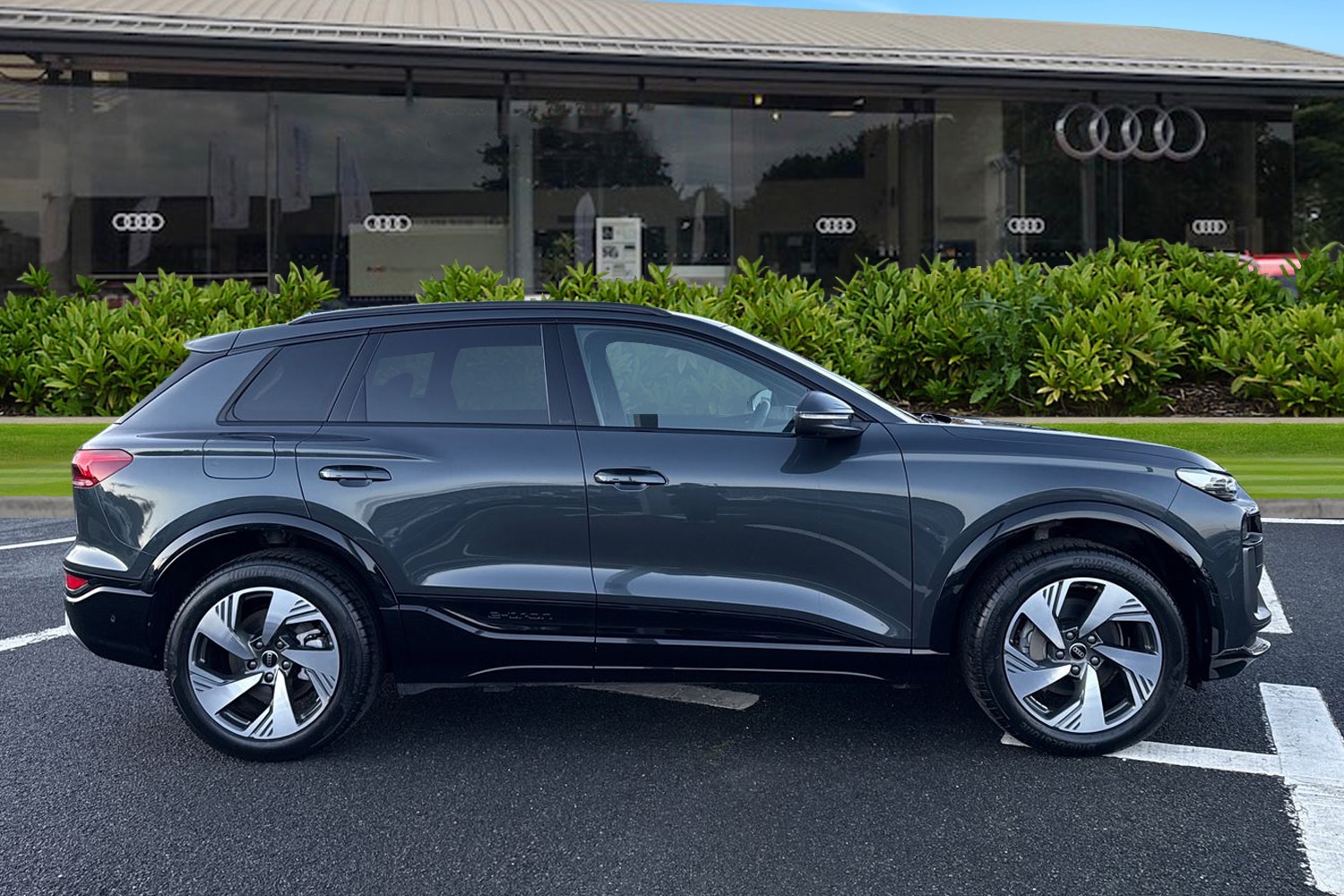 Used Audi Q6 e-tron 2024 for sale - 76385449: Photo 3