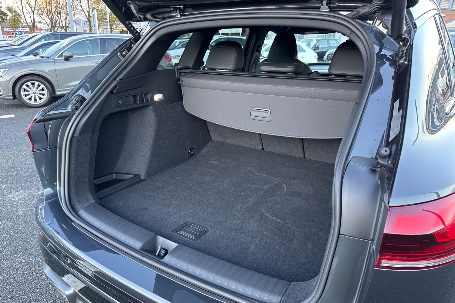 Used Audi Q6 e-tron 2024 for sale - 76385449: Photo 35