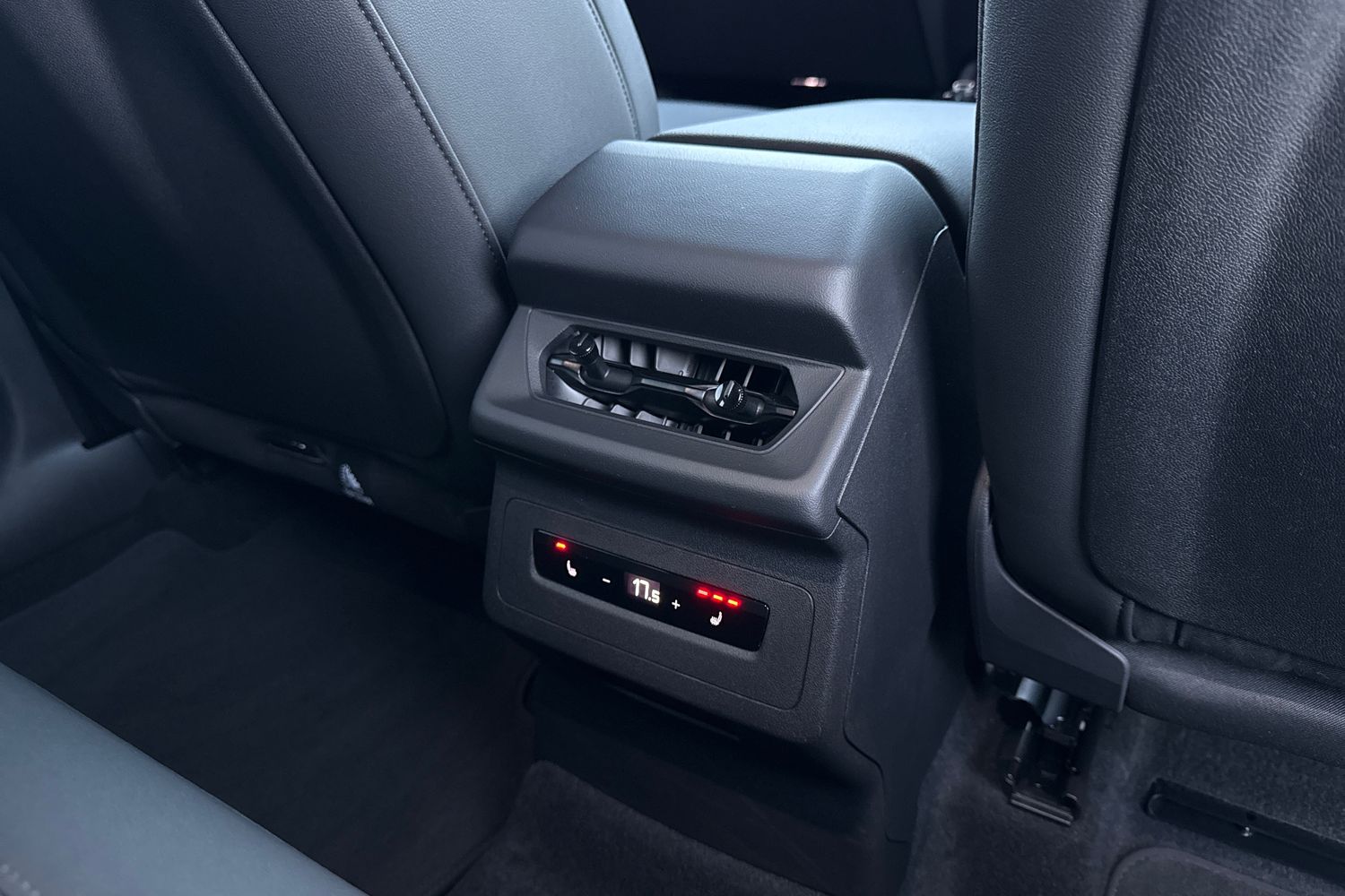 Used Audi Q6 e-tron 2024 for sale - 76385449: Photo 41