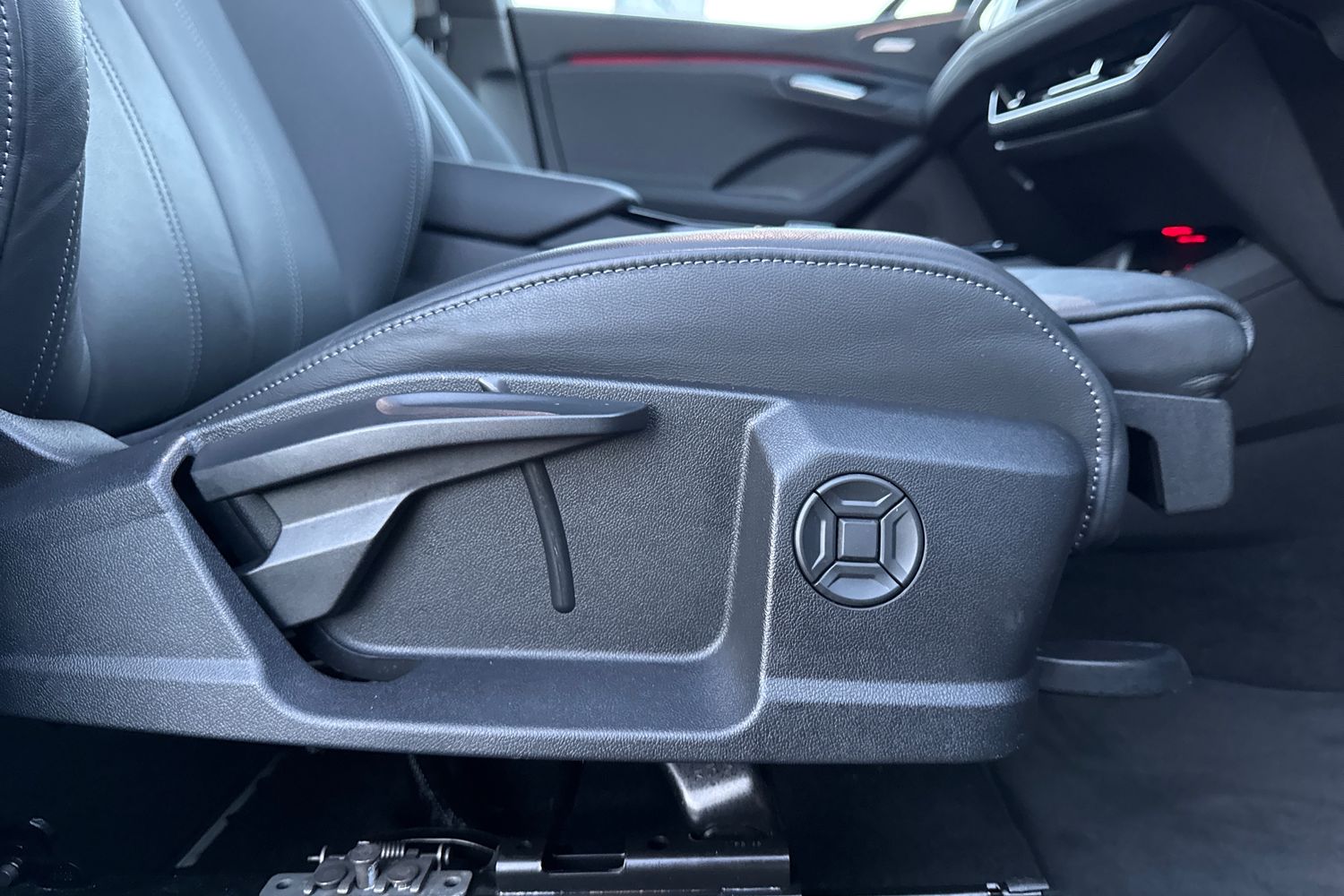 Used Audi Q6 e-tron 2024 for sale - 76385449: Photo 44