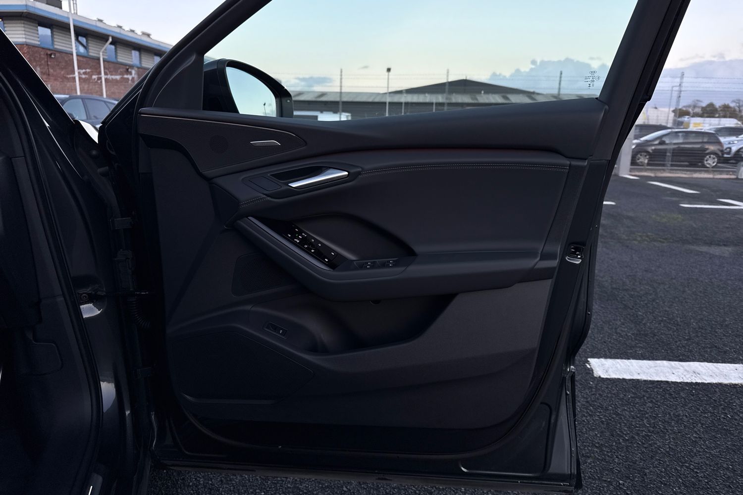 Used Audi Q6 e-tron 2024 for sale - 76385449: Photo 45