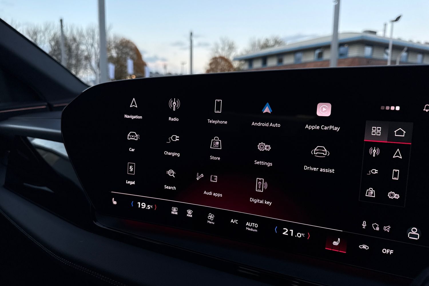 Used Audi Q6 e-tron 2024 for sale - 76385449: Photo 61