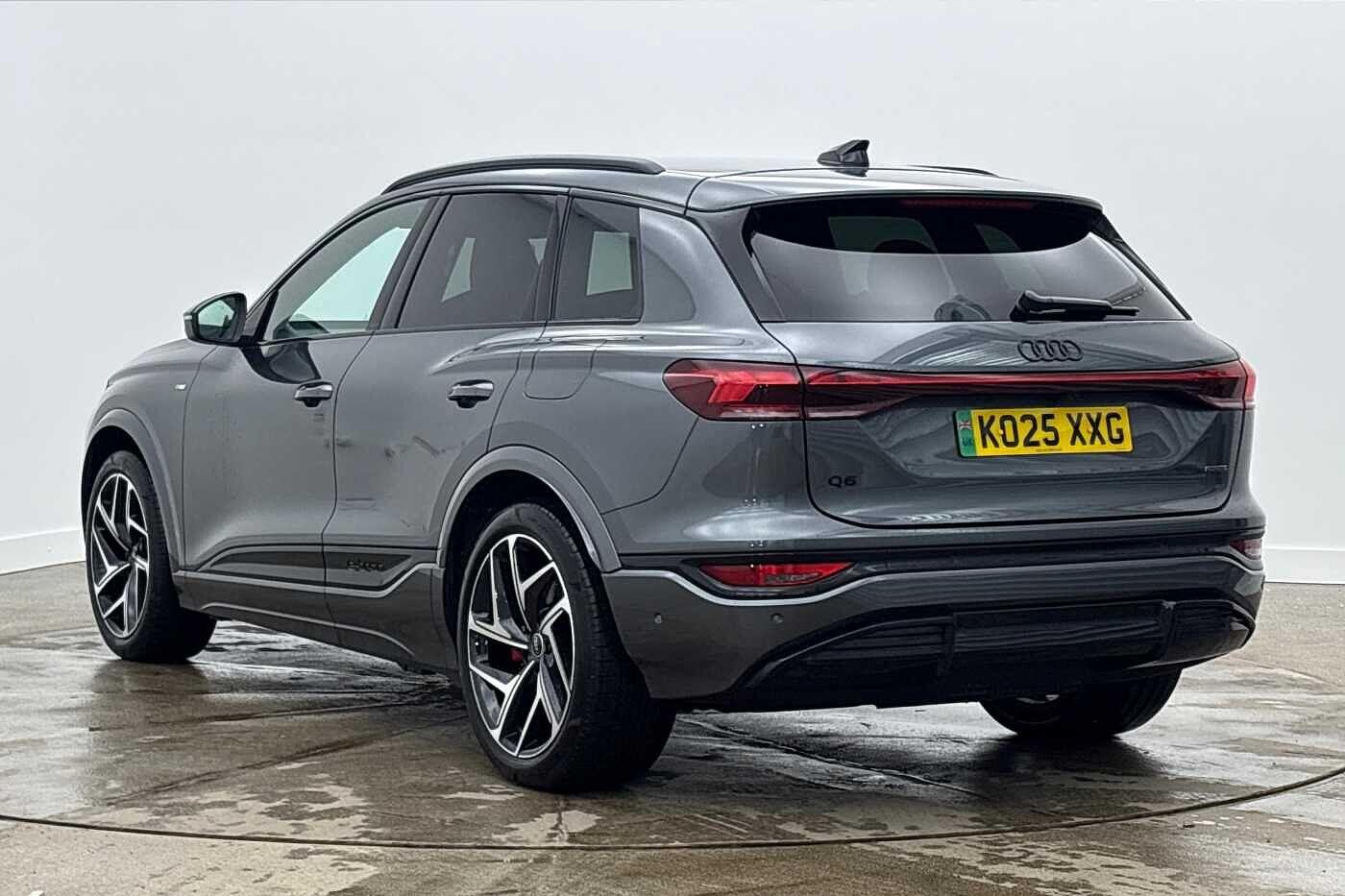 Used Audi Q6 e-tron 2025 for sale - 77733771: Photo 2