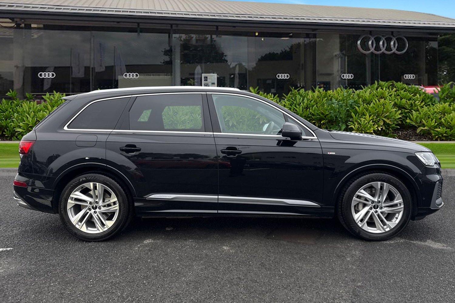 Used Audi Q7 2024 for sale - 76192245: Photo 3
