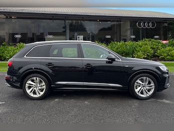 Used Audi Q7 2024 for sale - 76192245: Photo 3