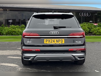 Used Audi Q7 2024 for sale - 76192245: Photo 4