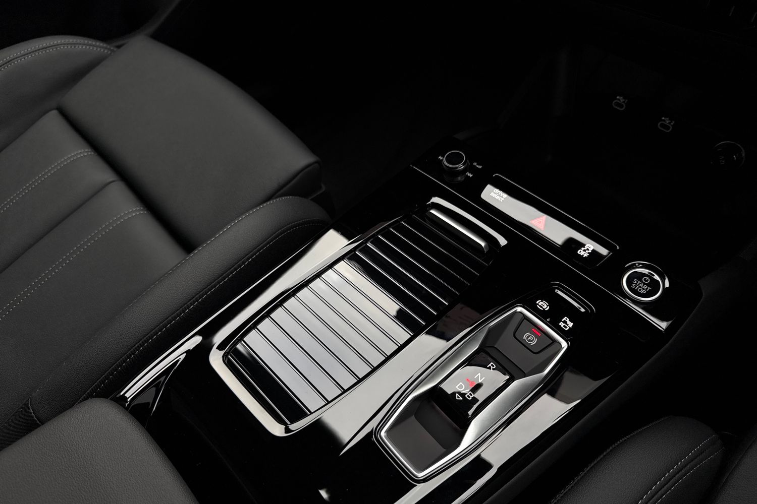 Used Audi Q6 e-tron 2025 for sale - 76476126: Photo 22