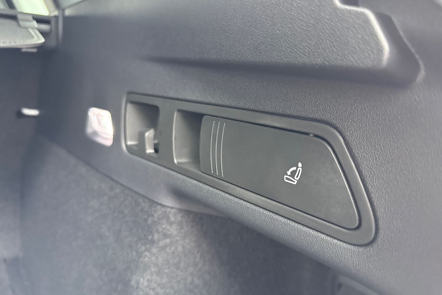 Used Audi Q6 e-tron 2025 for sale - 76476126: Photo 38