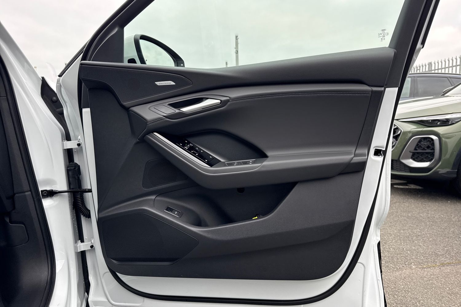 Used Audi Q6 e-tron 2025 for sale - 76476126: Photo 48