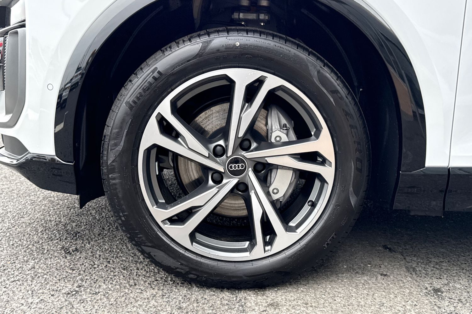 Used Audi Q6 e-tron 2025 for sale - 76476126: Photo 9