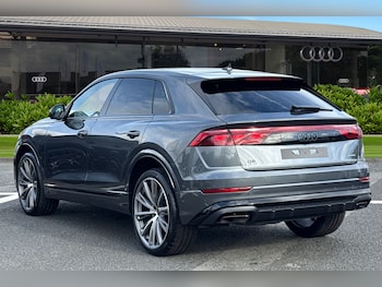 Used Audi Q8 2025 for sale - 76224745: Photo 2