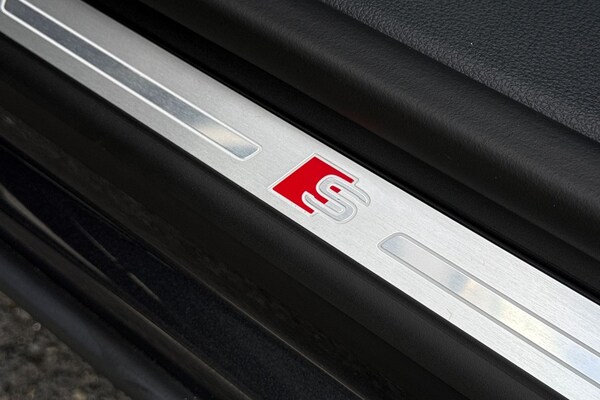 Used Audi Q8 2025 for sale - 76224745: Photo 35