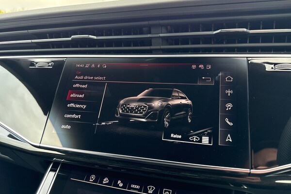 Used Audi Q8 2025 for sale - 76224745: Photo 55