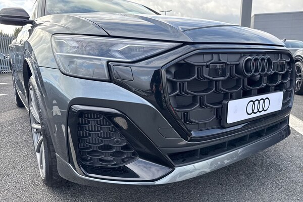 Used Audi Q8 2025 for sale - 76224745: Photo 8