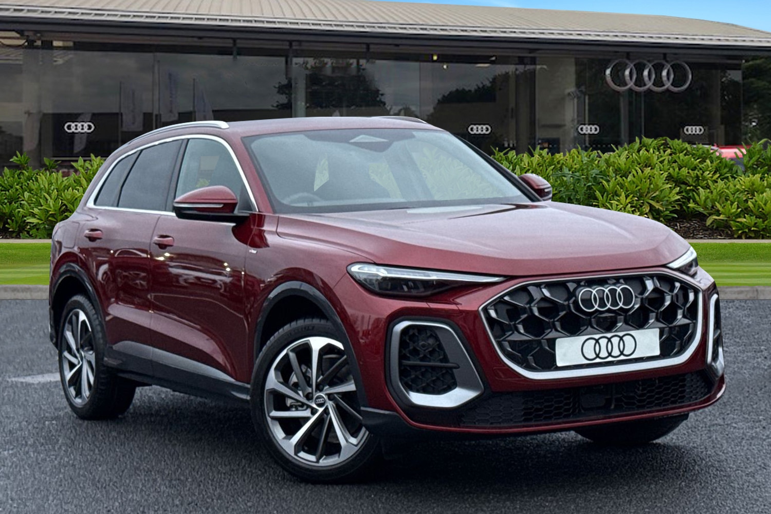 Used Audi Q5 2025 for sale - 76553521: Photo 1