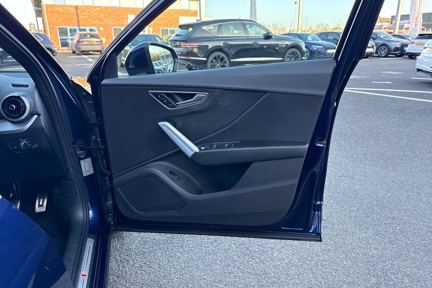 Used Audi Q2 2023 for sale - 77742265: Photo 48