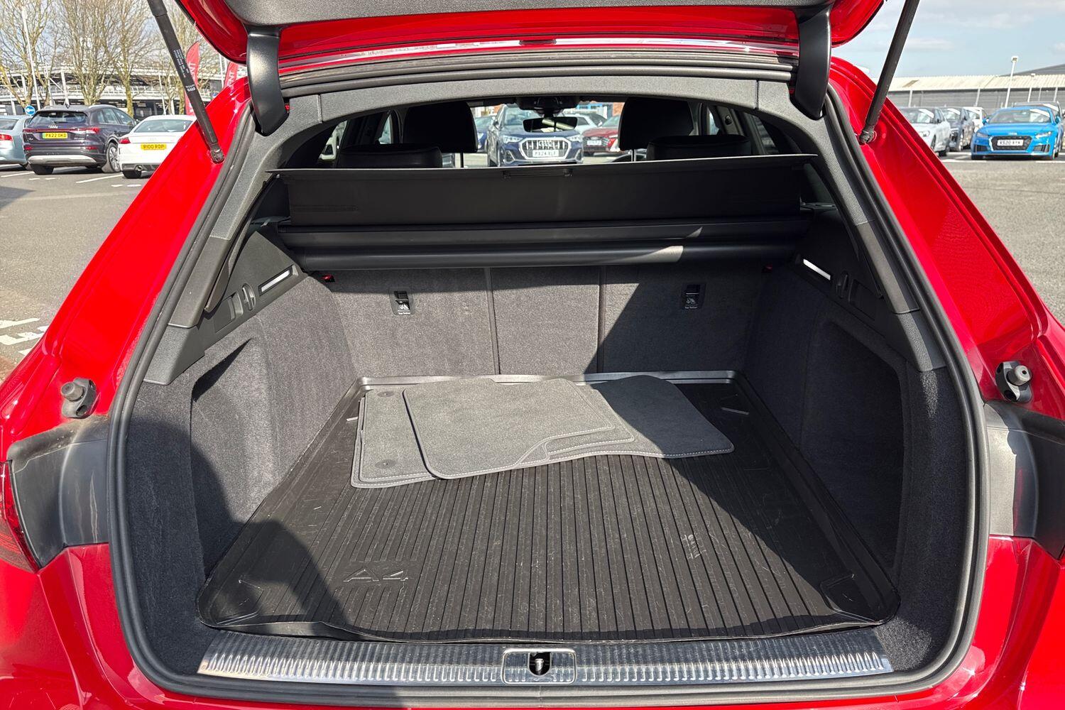 Used Audi A4 2022 for sale - 77779660: Photo 9