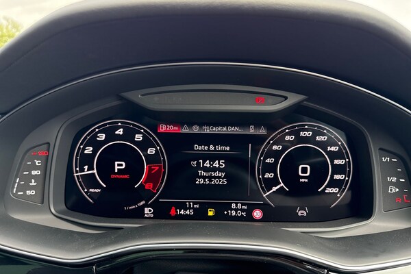 Used Audi RS Q8 2025 for sale - 74834843: Photo 40
