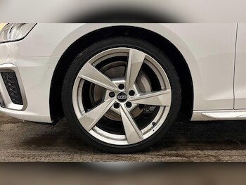 Used Audi A4 Avant 2024 for sale - 78325893: Photo