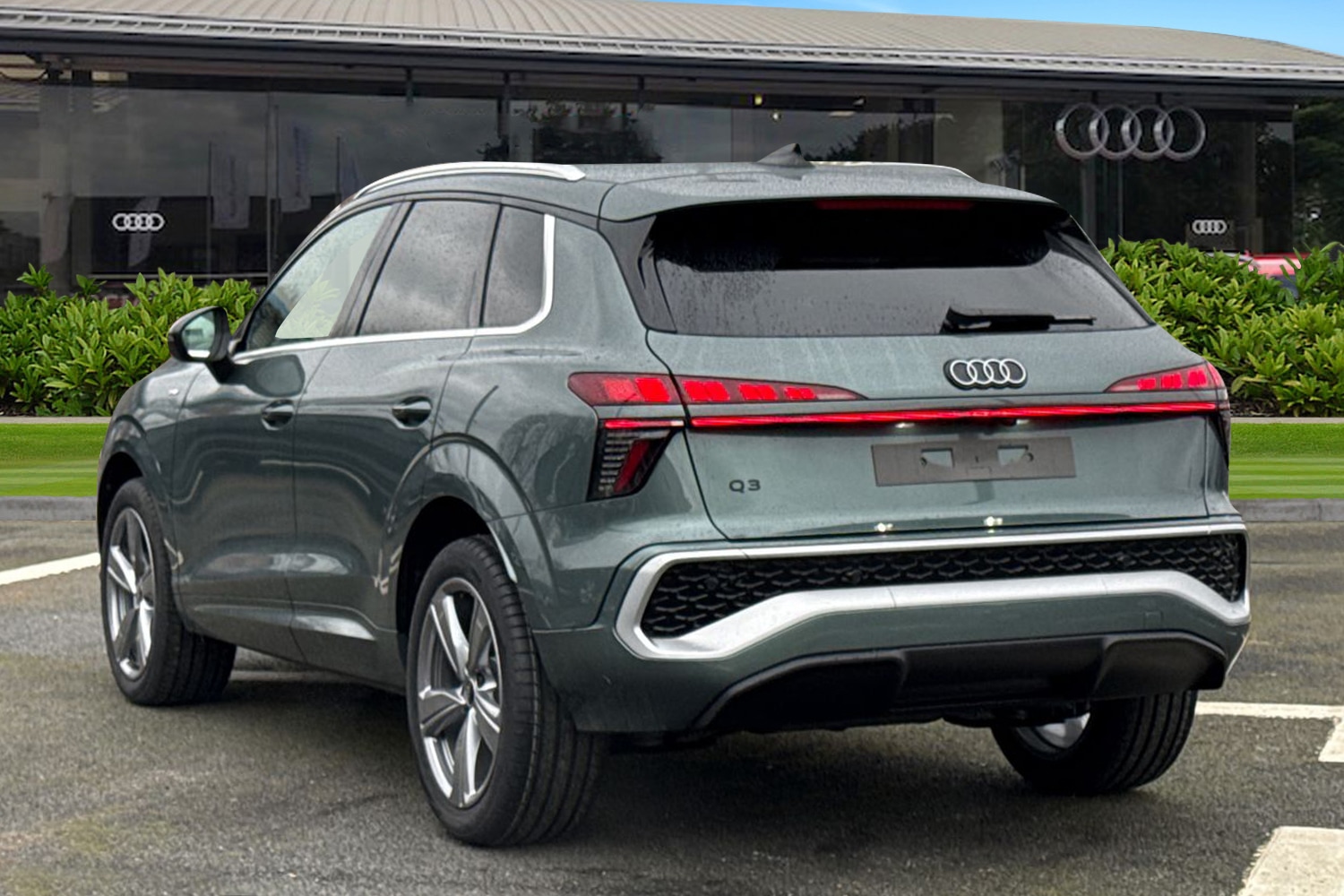 Used Audi Q3 2026 for sale - 77862776: Photo 2