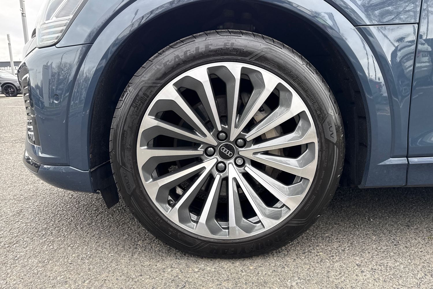 Used Audi Q8 2023 for sale - 77700629: Photo 10