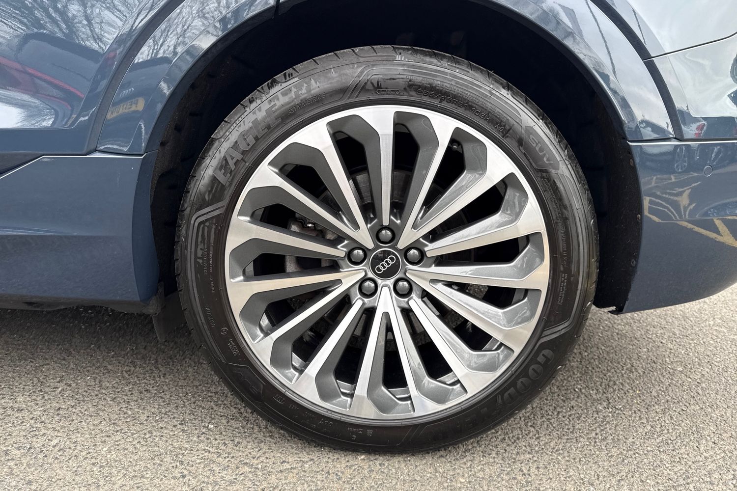 Used Audi Q8 2023 for sale - 77700629: Photo 11