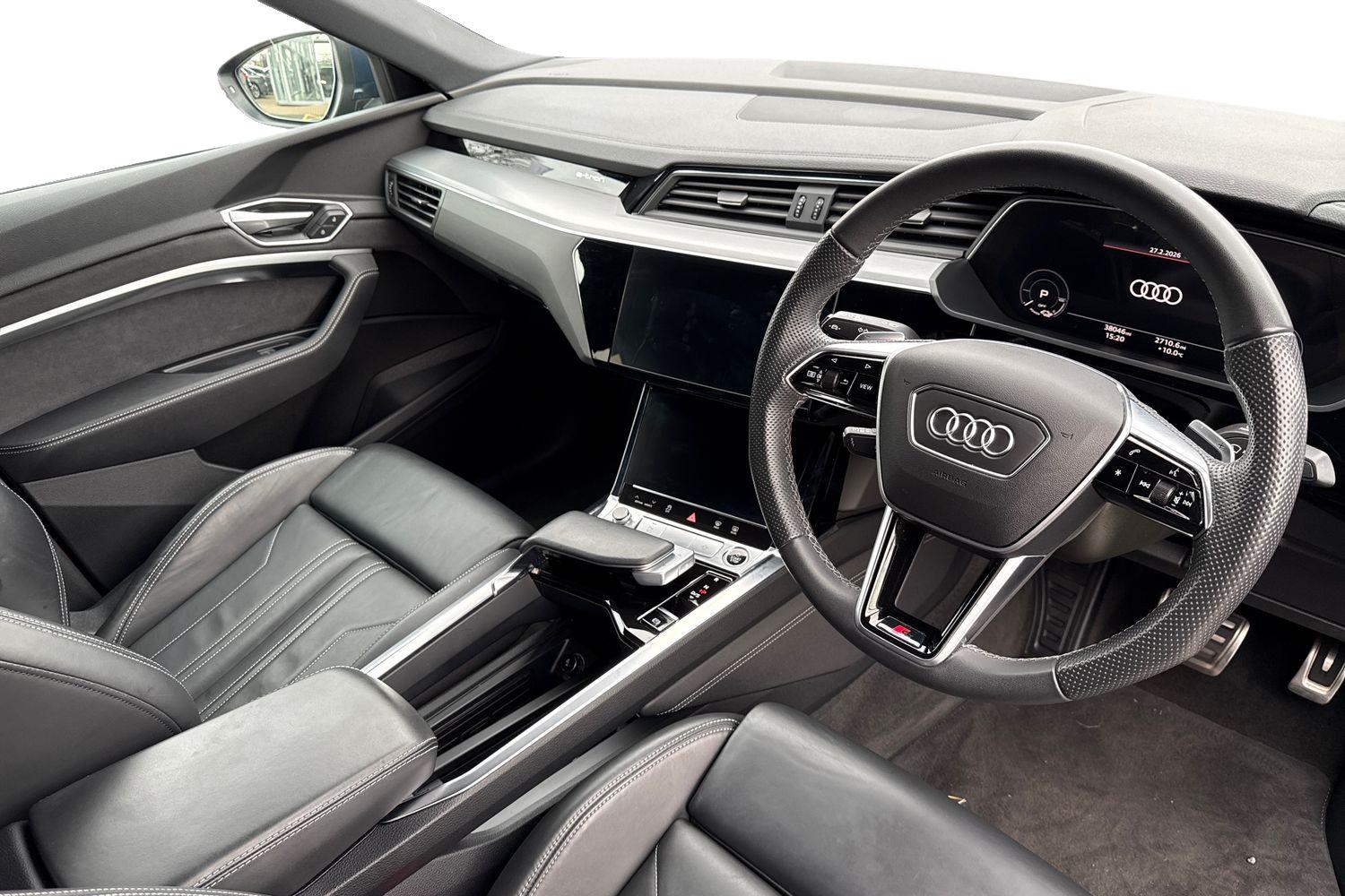 Used Audi Q8 2023 for sale - 77700629: Photo 14