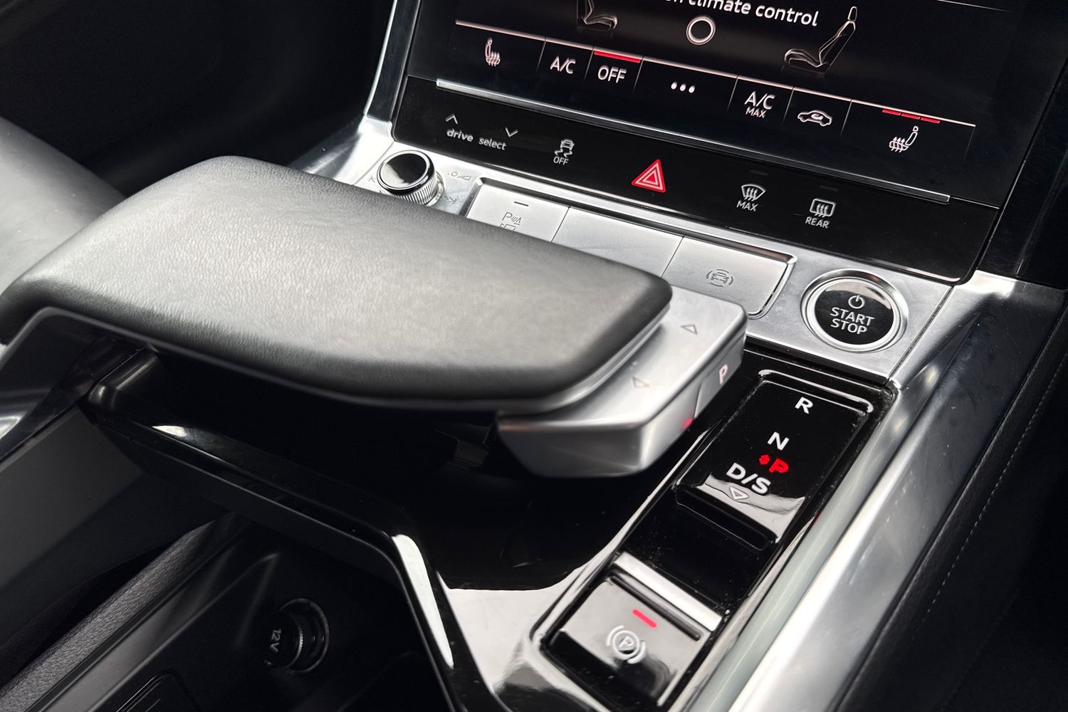 Used Audi Q8 2023 for sale - 77700629: Photo 23