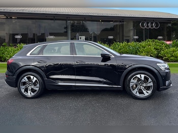 Used Audi e-tron 2022 for sale - 76461037: Photo