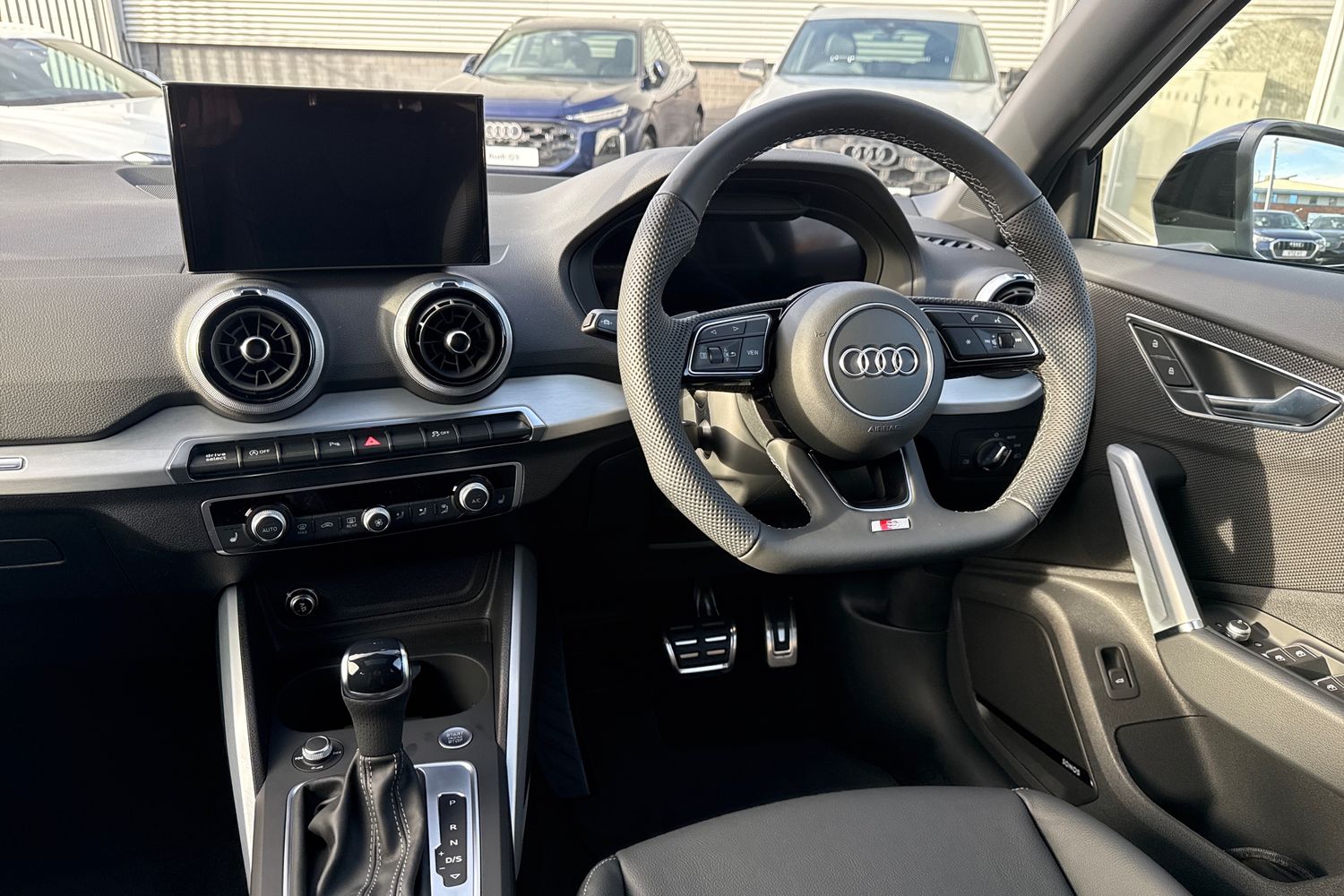 Used Audi Q2 2025 for sale - 76374767: Photo 17