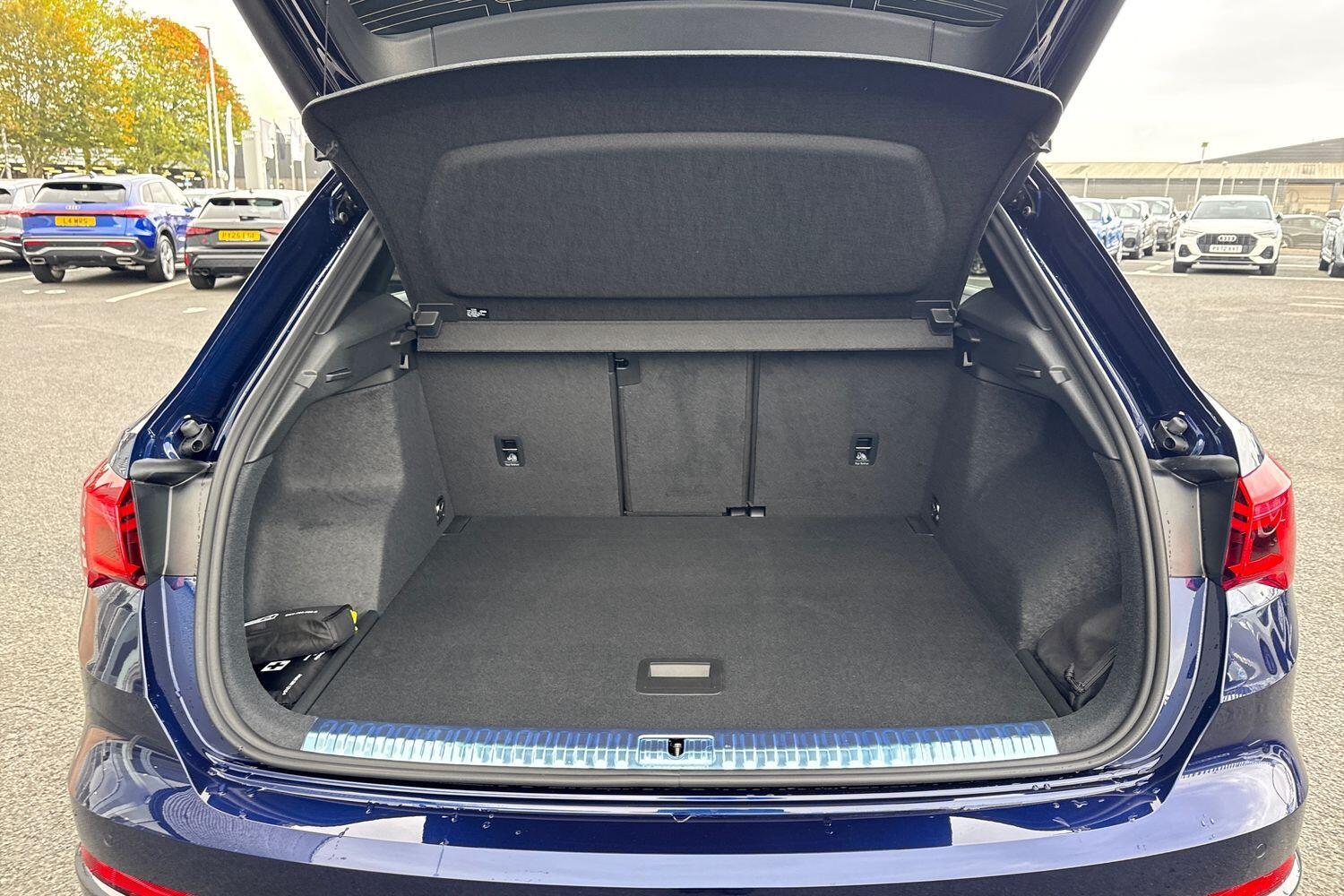 Used Audi Q3 2025 for sale - 76253284: Photo 9