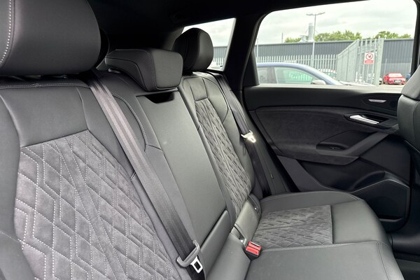 Used Audi Q6 e-tron 2025 for sale - 75412168: Photo 18