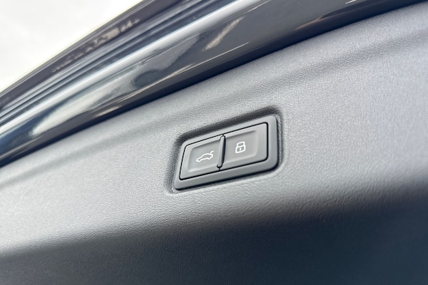 Used Audi Q6 e-tron 2025 for sale - 75412168: Photo 36