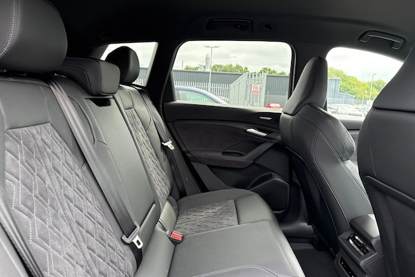 Used Audi Q6 e-tron 2025 for sale - 75412168: Photo 38