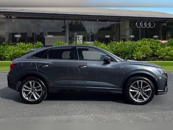 Used Audi Q3 2023 for sale - 79851681: Photo