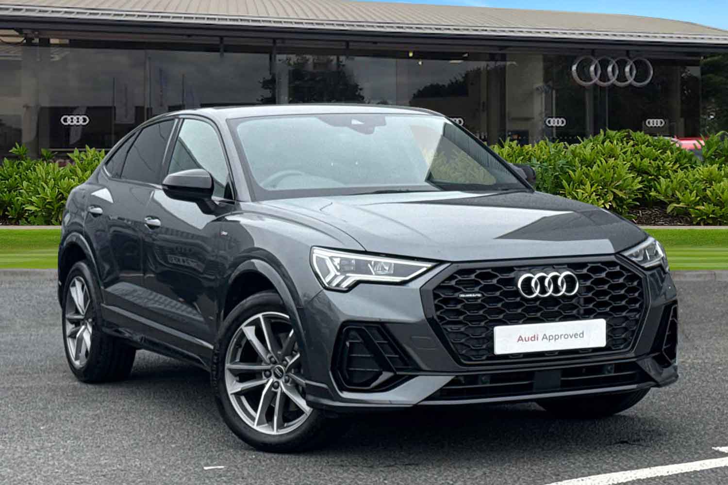 Used Audi Q3 2023 for sale - 76113690: Photo 1