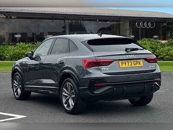 Used Audi Q3 2023 for sale - 76113690: Photo 2