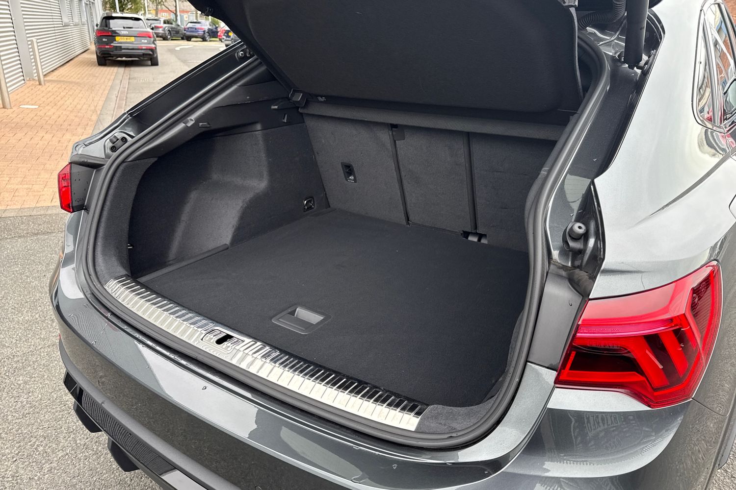 Used Audi Q3 2023 for sale - 76113690: Photo 37