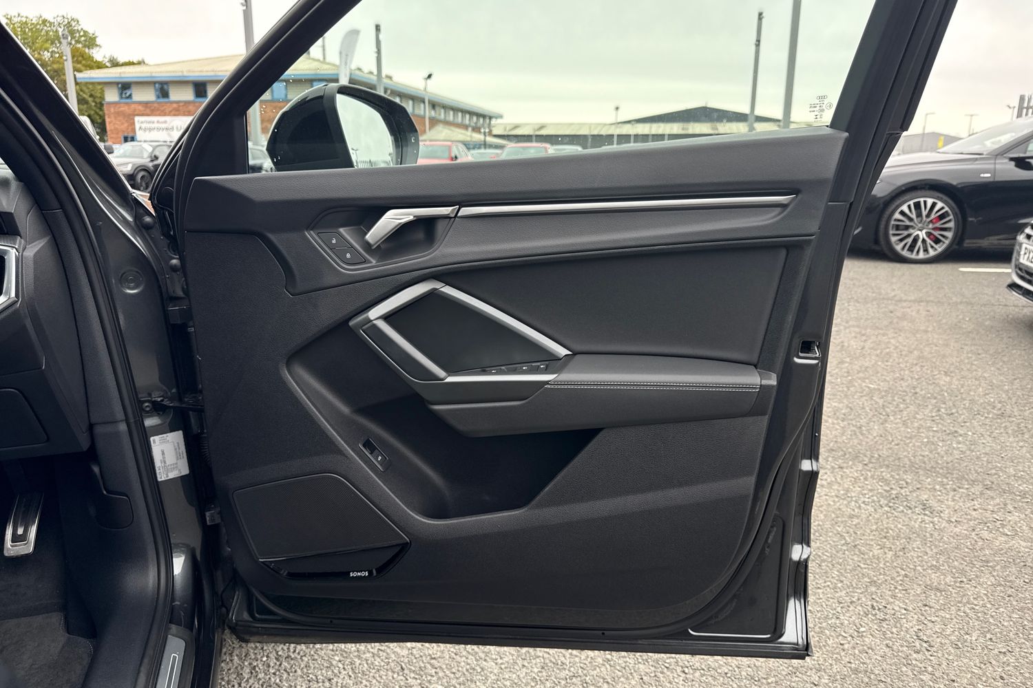 Used Audi Q3 2023 for sale - 76113690: Photo 48