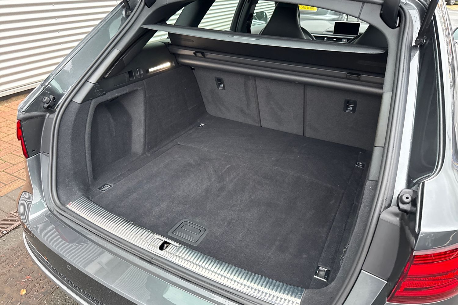 Used Audi A4 2018 for sale - 76495067: Photo 36